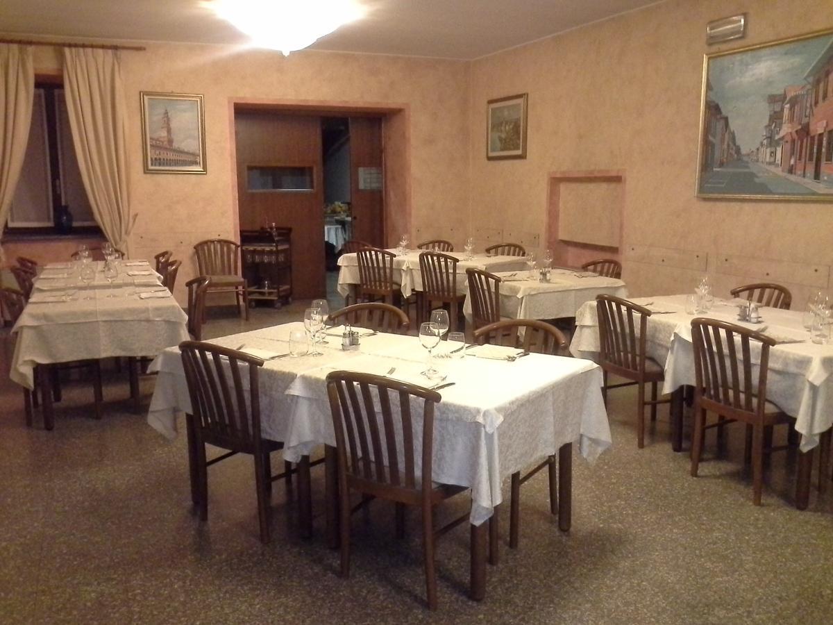 提契诺意大利餐厅齐瑞科酒店 Carbonara al Ticino 外观 照片